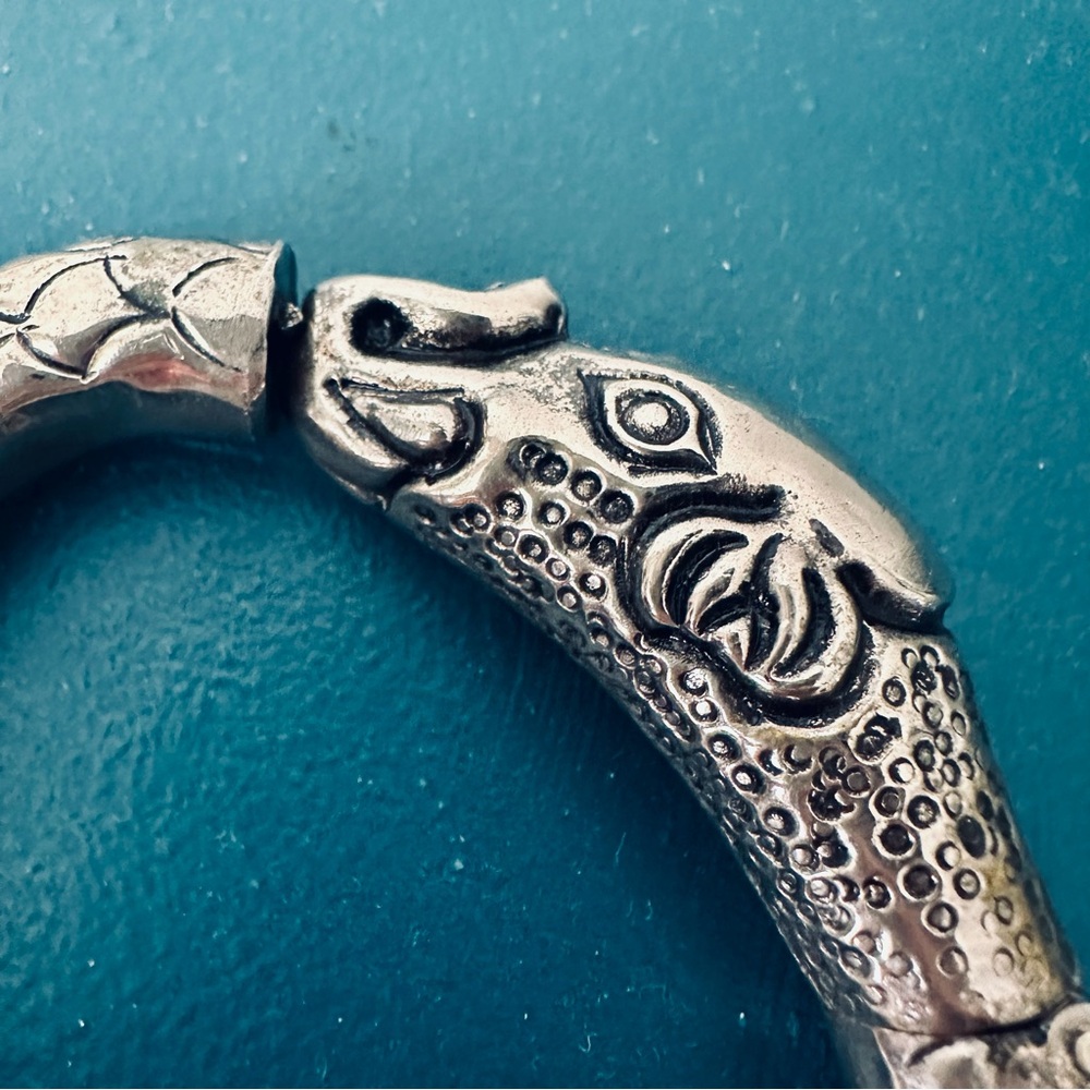 Vintage Artisan Elephant Snake Oxidized Sterling Silver Bangle Bracelet, Rare - Picture 5 of 9